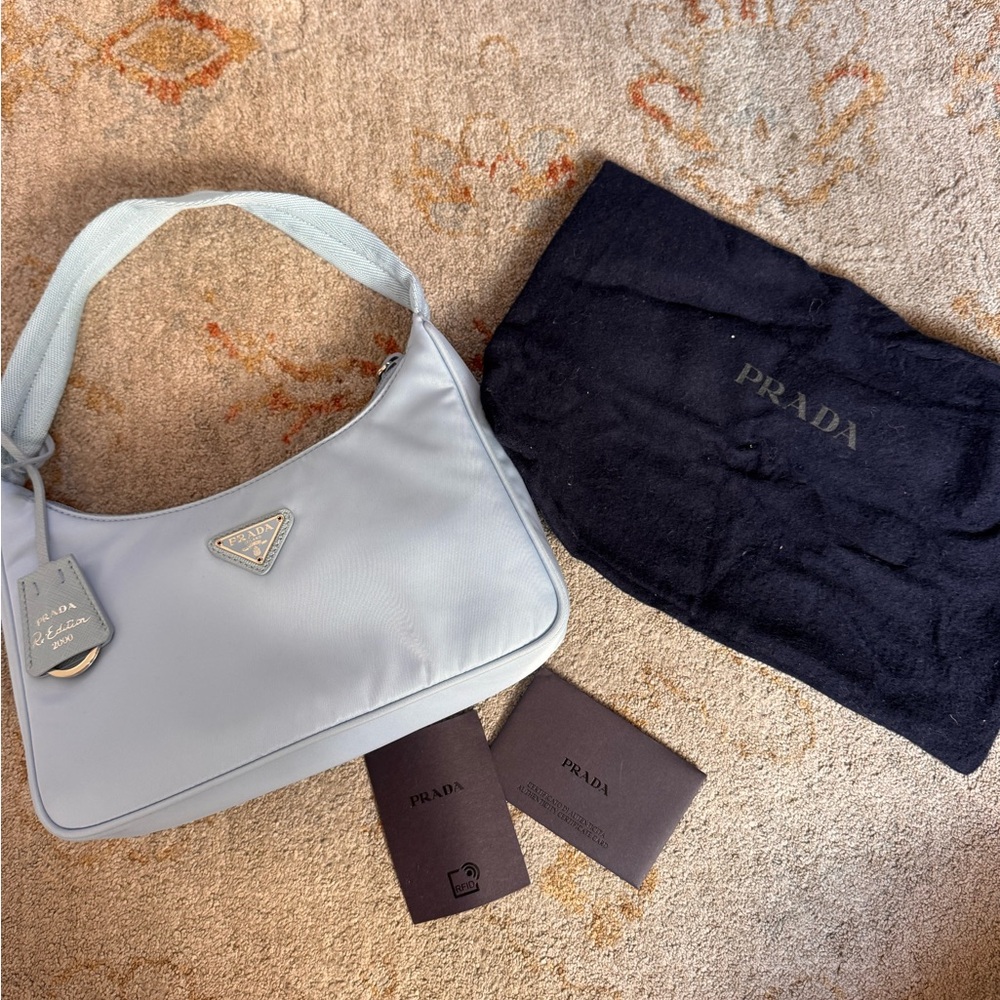 Prada Re-edition 2000 bag in blue Celeste